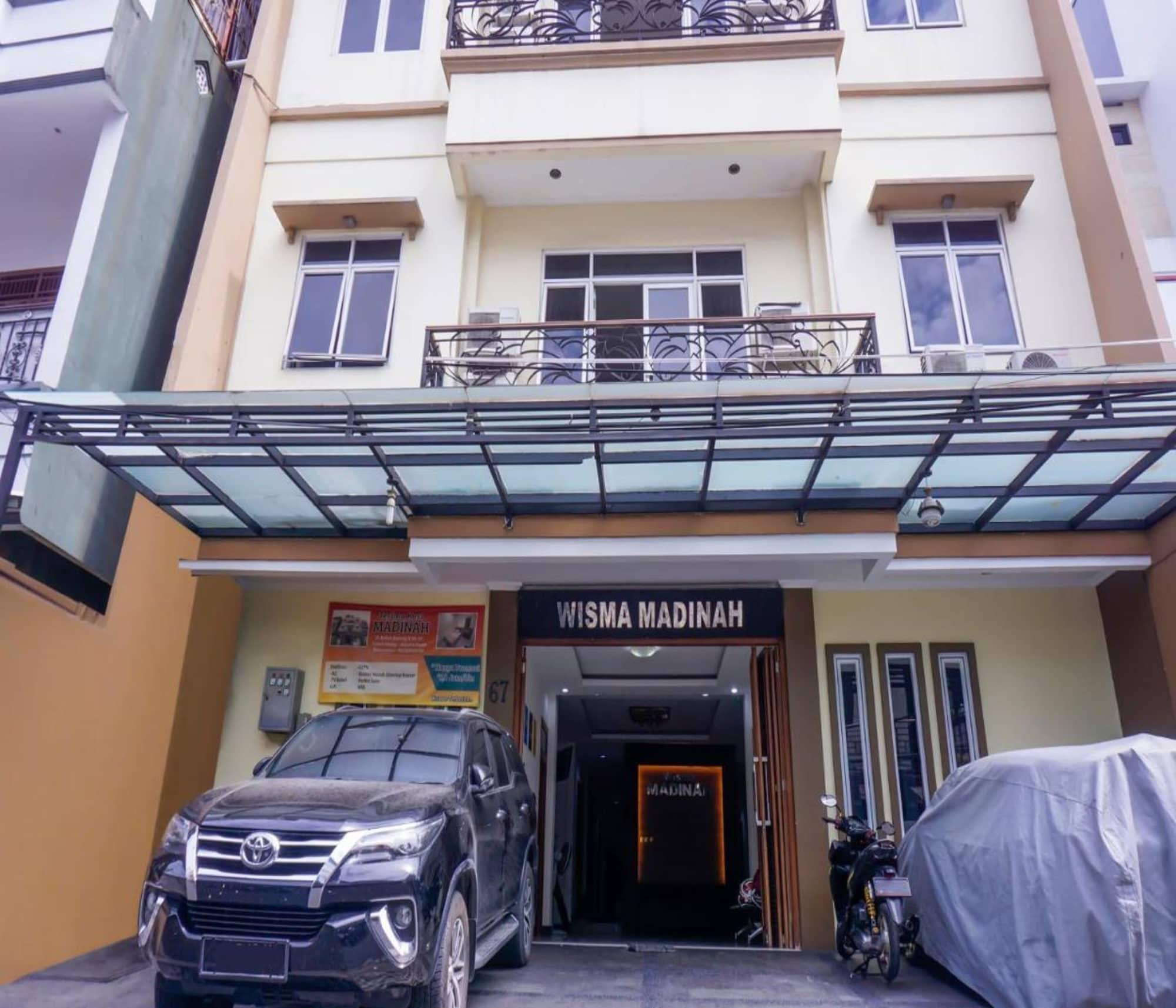 Oyo 2357 Syariah Grand Raudhah Ξενοδοχείο Τζακάρτα Εξωτερικό φωτογραφία